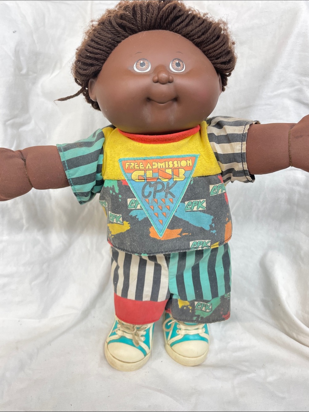 Vintage first edition 1990 Hasbro Brown Plush and cabbage patch Doll Teal, Yell